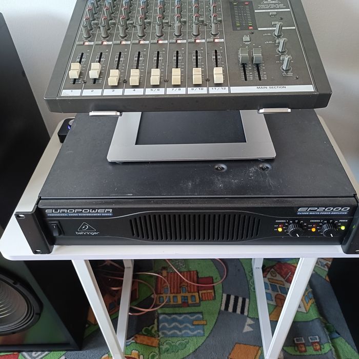 Mixer audio analogic Behringer Eurorack MX1602..