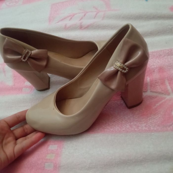 Tufli lakiroviniy 36razmer xolati yaxwi urunmagan udobni