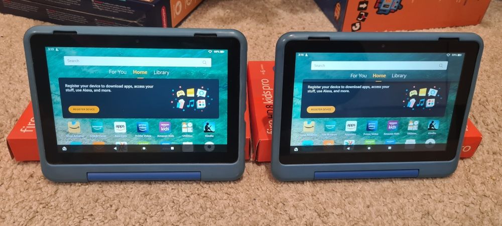 Tableta Amazon Fire HD 8 Kids Pro 8 inchi HD 6-12 ani 32 GB Sky Blue