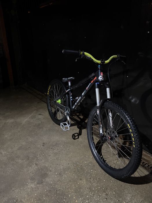 Bicicleta dirt jumper CTM