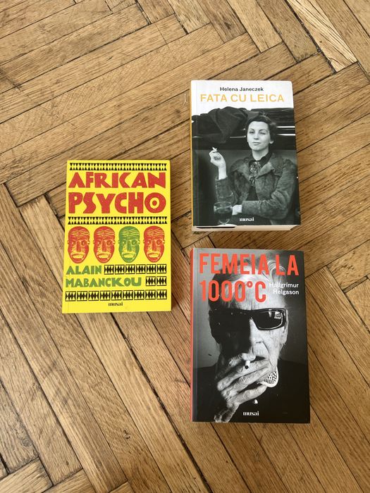 Femeia la 1000 grade, Fata cu leica, Afrikan psycho