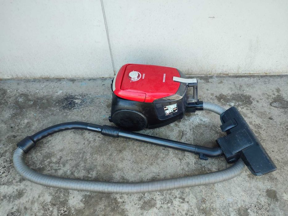 Пылесос SAMSUNG 2000W