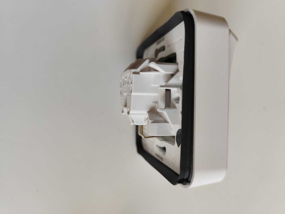 Подсилен контакт Mureva styl EV 16 A