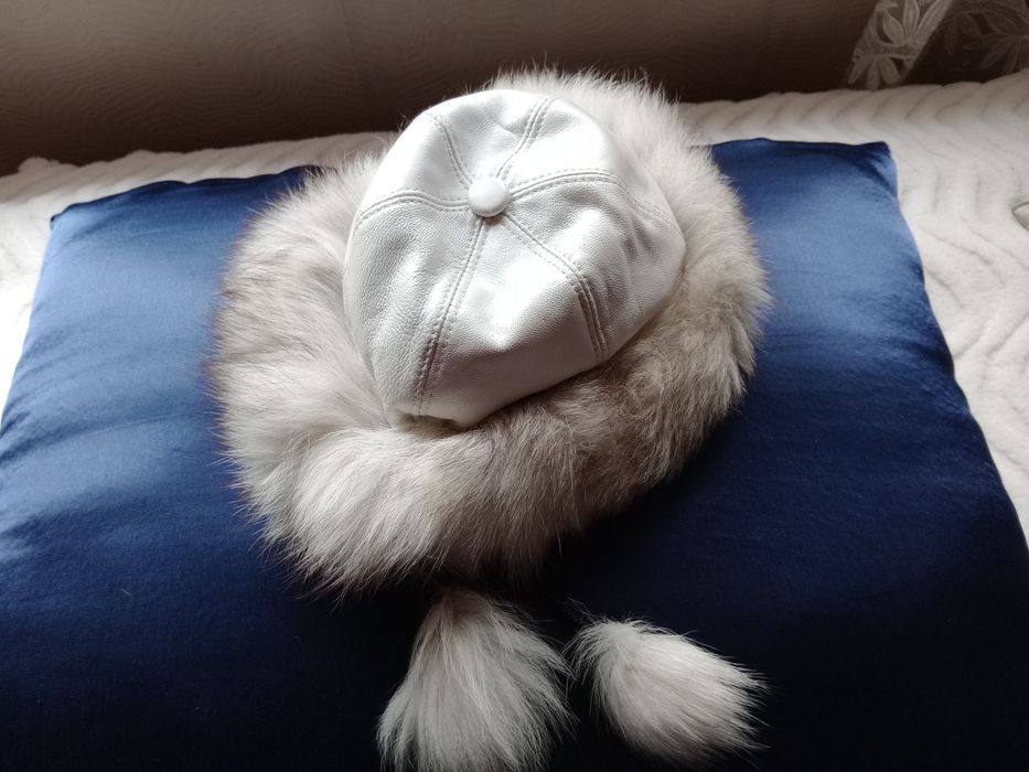 Продавам шапки за сезона