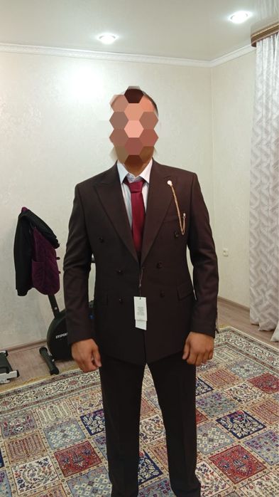 Продаётся костюм