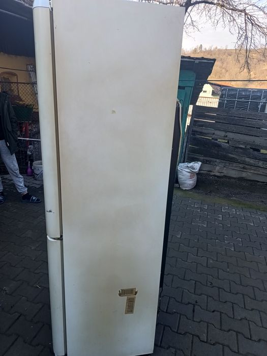 Combina frigorifica Indesit