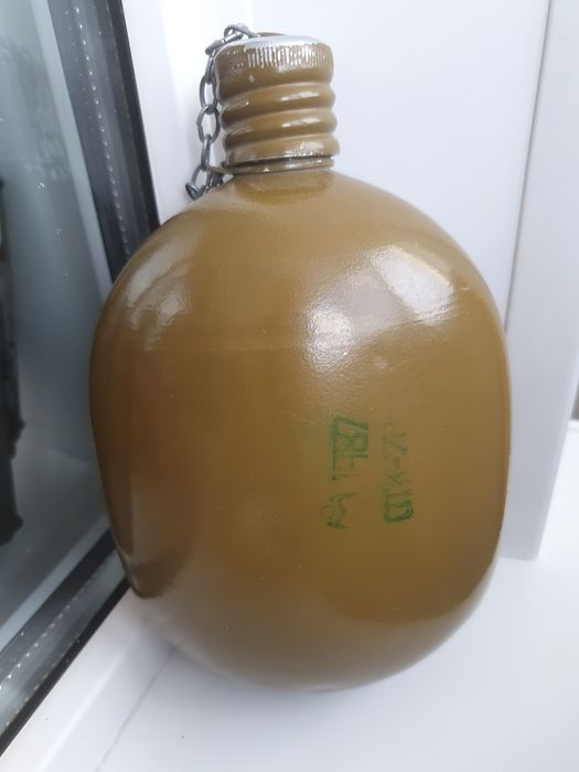 Продам фляжку армейскую советскую  с чехлом