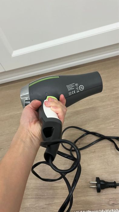 Продам фен remington