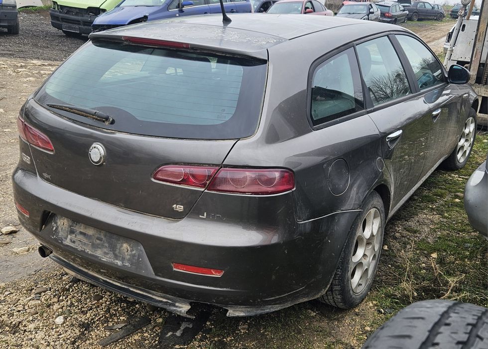 Алфа Ромео 159 1.9 JTD на части Alfa Romeo 1.9 jtd 150ks na chasti