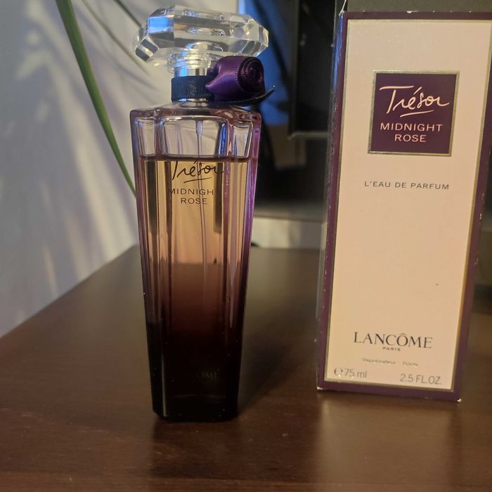 Продавам парфюм Midnight Rose Lancome