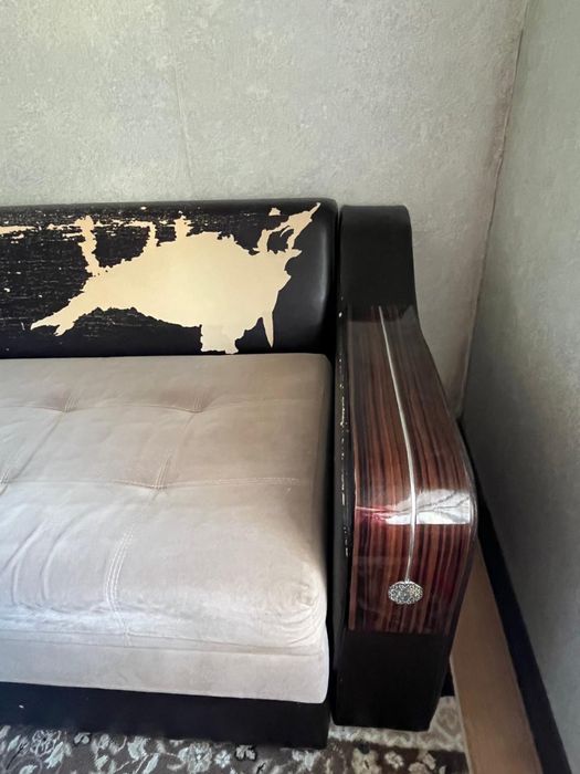 Диван для гостиной