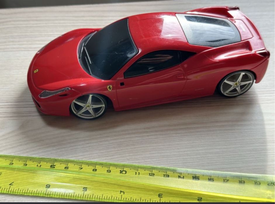 Macheta auto Ferrari 458 Italia 1/24