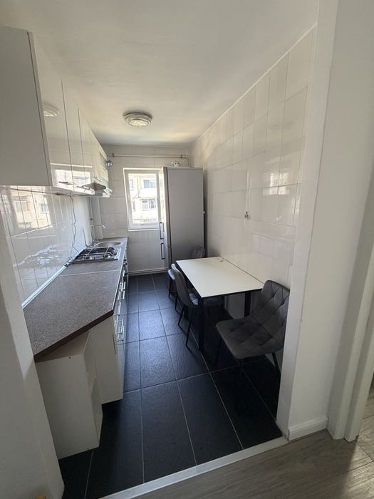 Inchiriez/vand apartament cu 2 camere