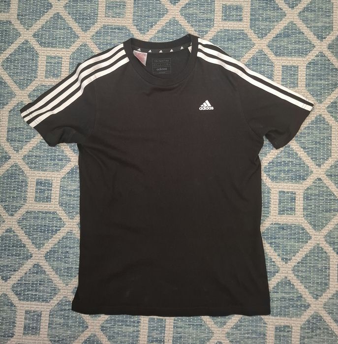 Тениска Adidas - 164см.
