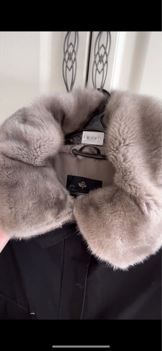 Продается парка, с норковой вставкой