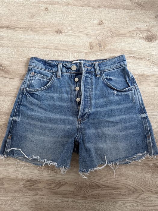Къси дънки Zara.