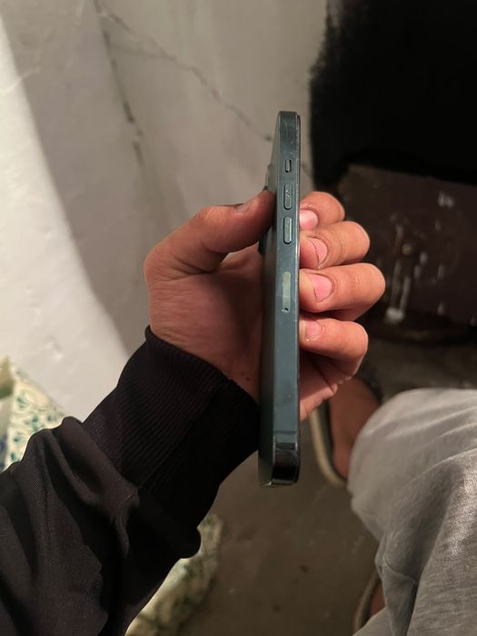 Iphone 13 pro Заблокированный