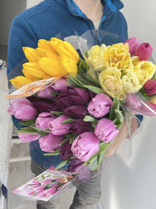 Тюльпаны в Актобе