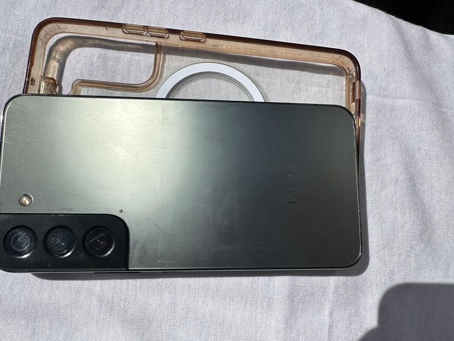 Vand samsung s22 sau schimb