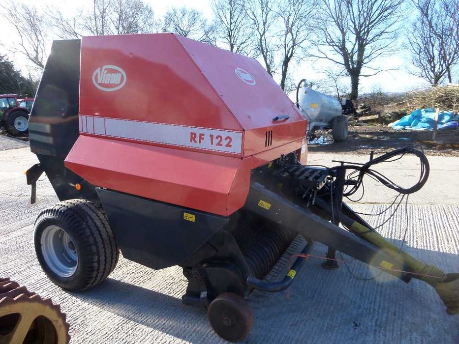 Presa balotiera Vicon RF 125 Greenland Deutz MP 130 Vicon RF 122