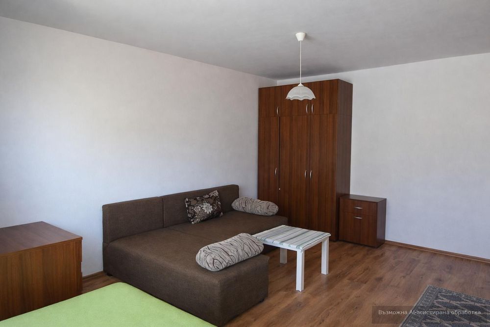 Тристаен апартамент в ж.к. Стрелбище..