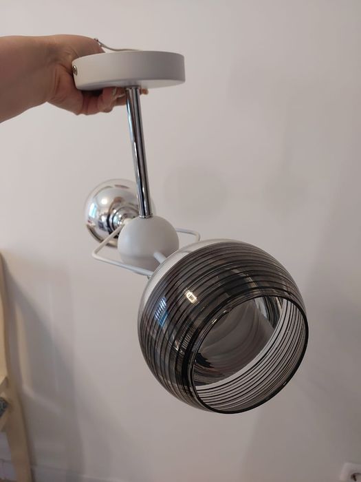 Люстры в гостиную и прихожую