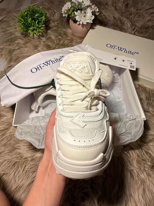 adidasi off white odsy