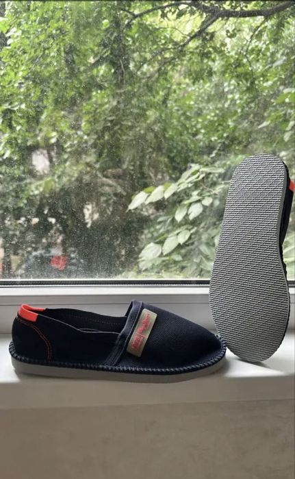 Продам слипоны PepeJeans