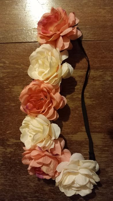 Диадема на цветя с ластик,кърпички за очила,огледало,държач за чанта