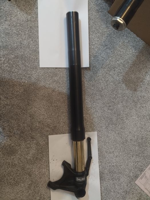 Telescop furca dreapta Ohlins pentru Triumph Speed Triple RS 1050 2019