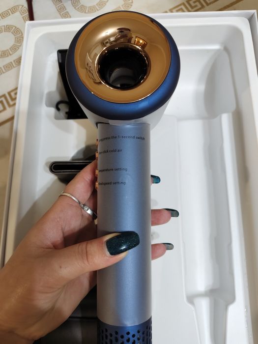 V.FRIENDS . Продается фен новый