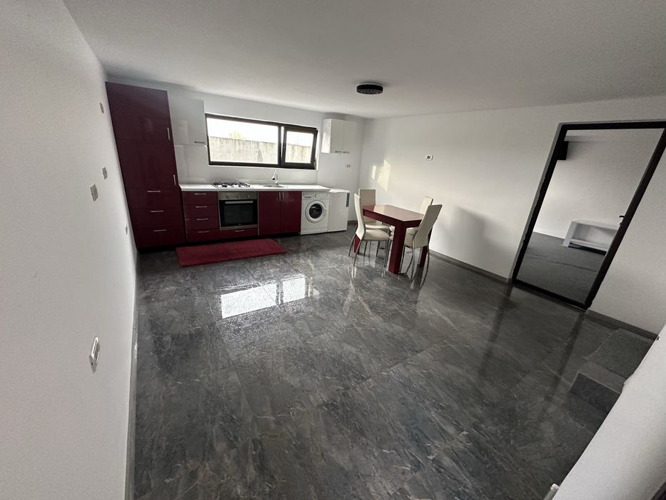 Închiriez apartament în Năvodari pe termen lung