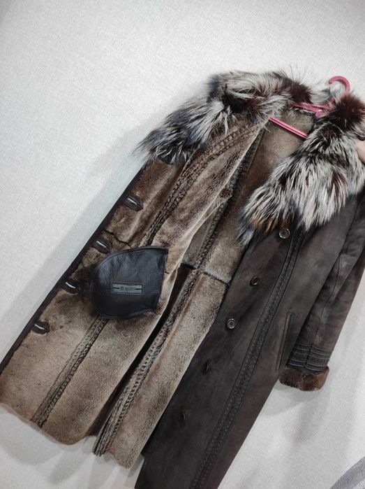 Продам женскую дубленку б/у