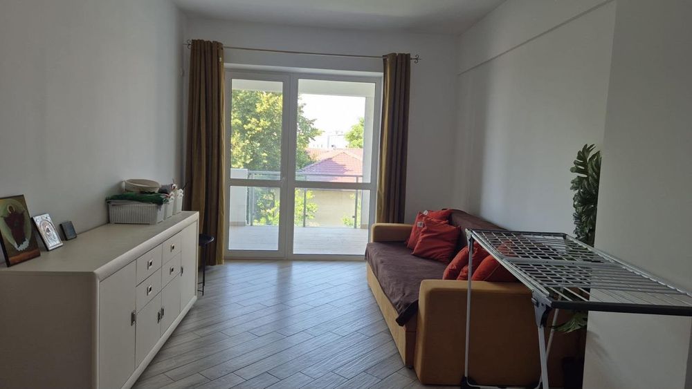 Apartament de închiriat