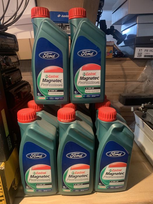 Ulei Castrol  5w-20 / recomandat pentru ford eco boost