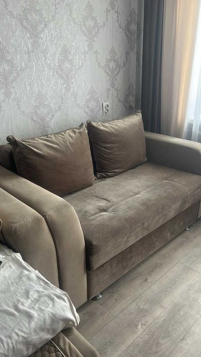 Диван в хорошем состоянии