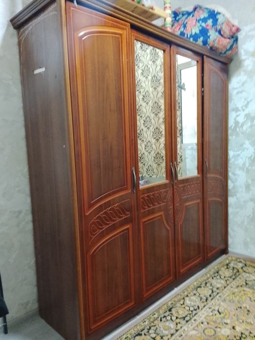 Shkaf yaxshi axvolda,