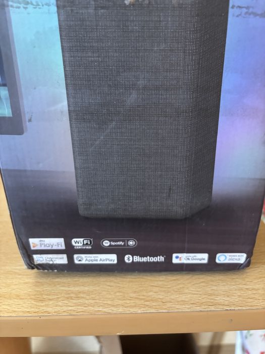 Philips тонколонка