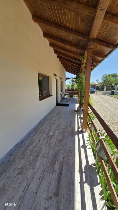Casa moderna, independenta energetic, in mijlocul naturii – Sai, jud