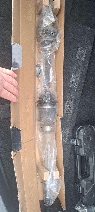 Привод передний правый без гранаты, на камри 30-35