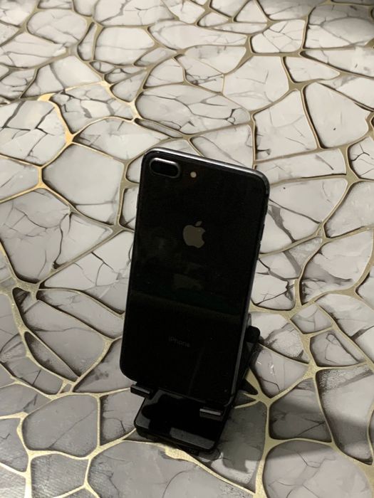 Iphone 8 plus продаю или обмен