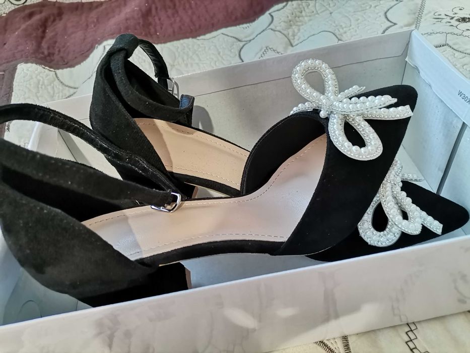 Pantofi SHEIN, noi, numărul 39