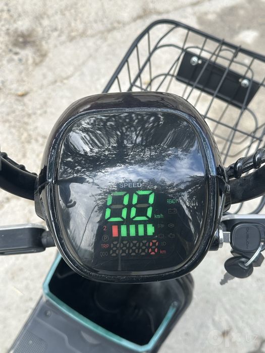 Elektonni skutrr