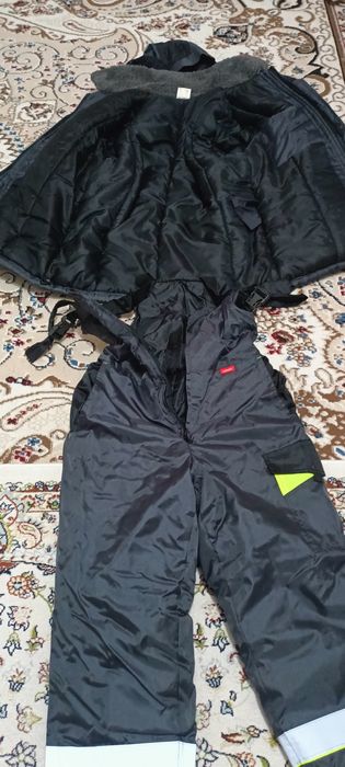Продам зимнюю спецодежду!!!