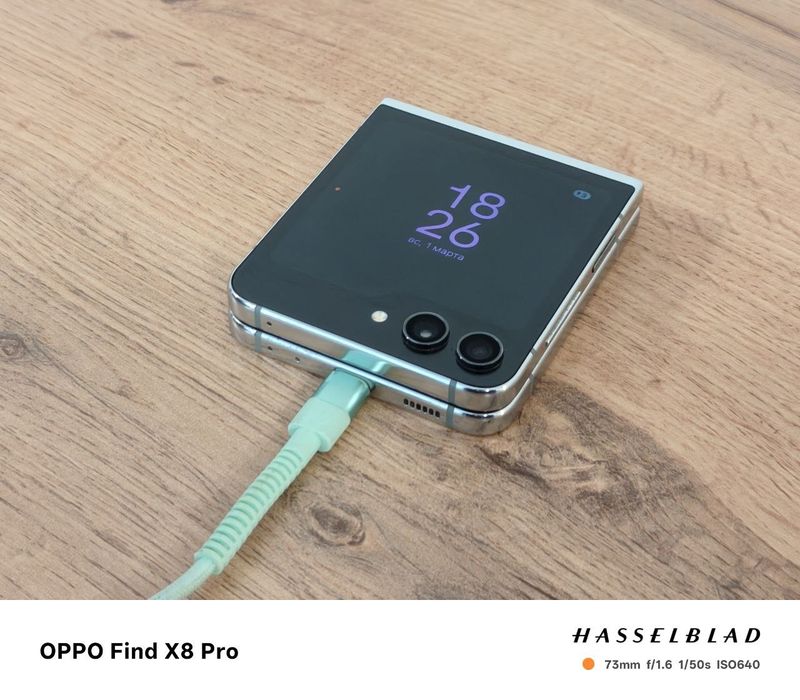 Z flip 5 в хорошем состоянии
