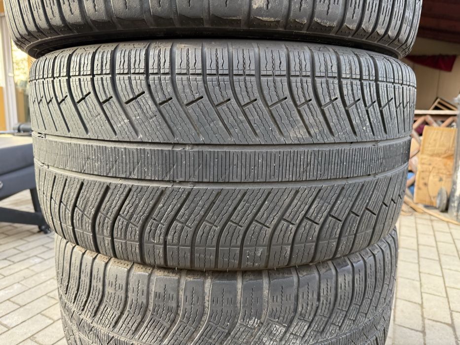 Anvelope 275 45 20 cu 305 40 20 michelin iarna