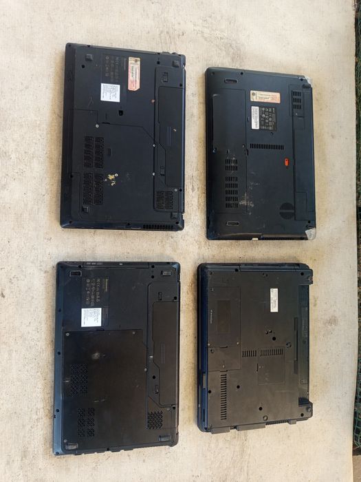 Ноутбук ( экран разбит ) .