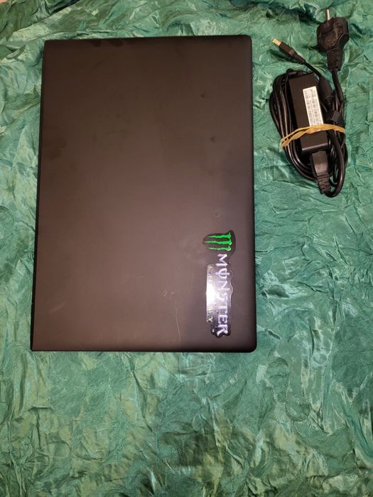 Lenovo IdeaPad 300 Core i7/SSD/16GB Ram/HDD 1000 ГБ!