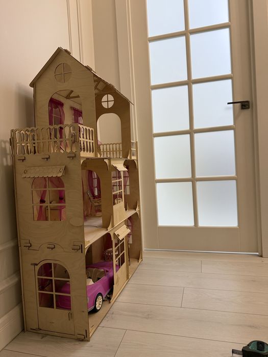 детский кукольный домик