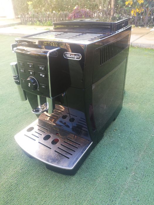 Кафемашина Delonghi ECAM 13.123B